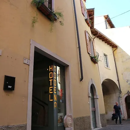 Ξενοδοχείο Modena Old Town